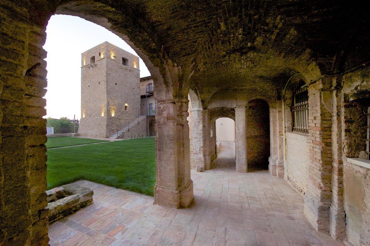 Torre Della Loggia - Dimora Storica - Ortona Acomodação com café da manhã Exterior foto