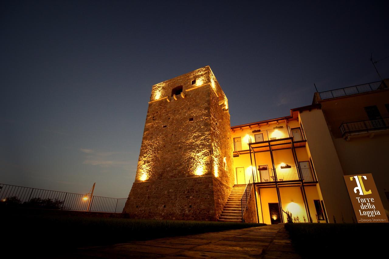 Torre Della Loggia - Dimora Storica - Ortona Acomodação com café da manhã Exterior foto